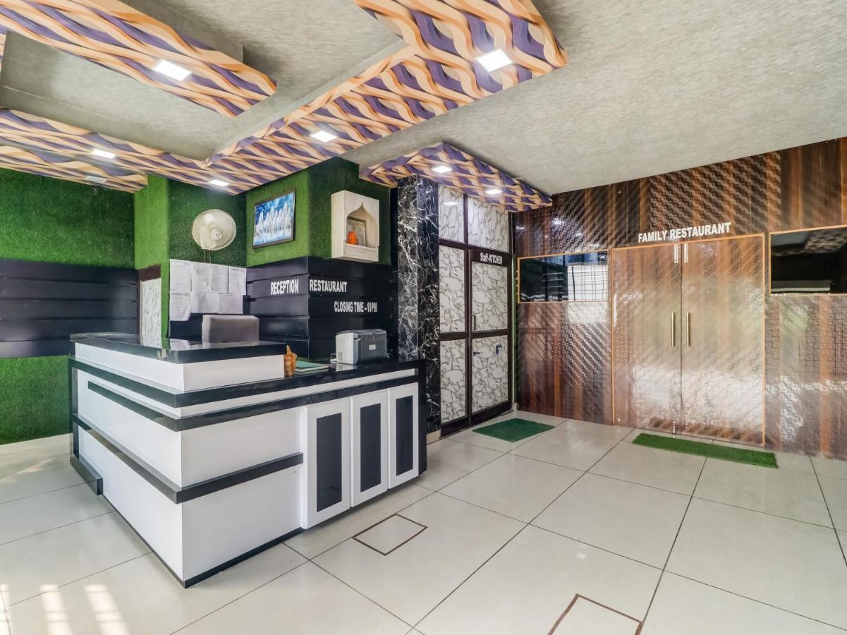 Oyo Flagship 83121 Hotel Rose Vip Szaharanpur Kültér fotó