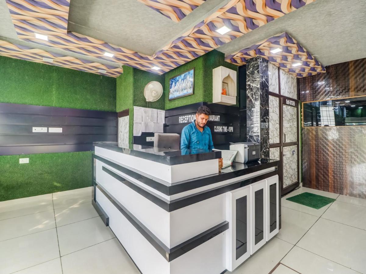 Oyo Flagship 83121 Hotel Rose Vip Szaharanpur Kültér fotó