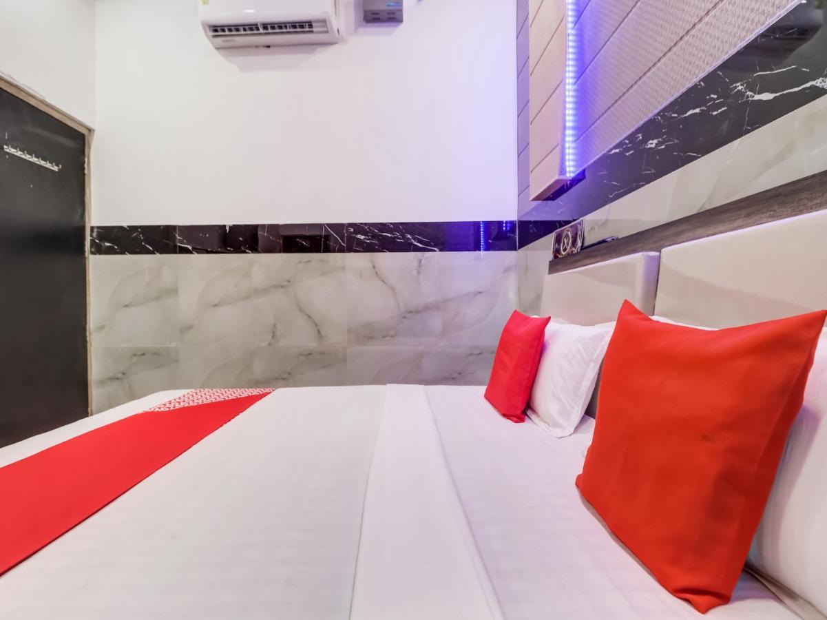 Oyo Flagship 83121 Hotel Rose Vip Szaharanpur Kültér fotó